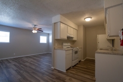 302 N Main St., Apt. 27 (3)