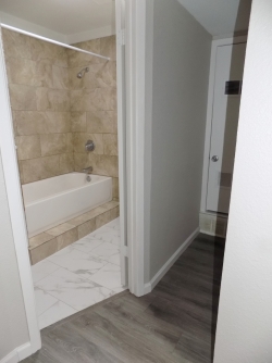 811 Knickerbocker, Apt. 811 A (16)