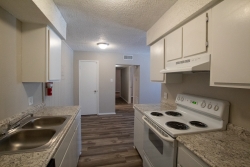 302 N Main St., Apt. 27 (7)