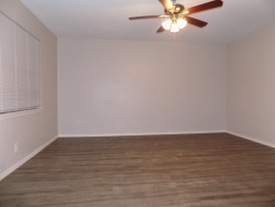 2924 San Antonio St., Apt 05 (4)