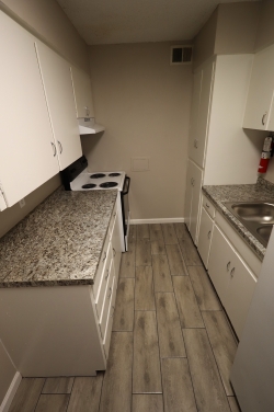 2914 San Antonio, Apt. 13 (6)