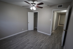 2914 San Antonio, Apt. 13 (9)