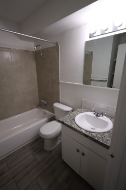 2914 San Antonio, Apt. 13 (11)