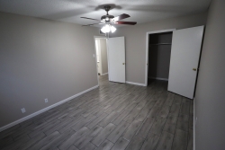 2914 San Antonio, Apt. 13 (14)