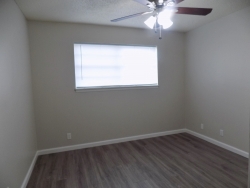 2914 San Antonio St., Apt. 14 (18)