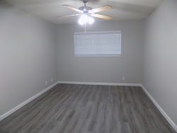 2914 San Antonio, Apt. 18 (3)