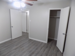 2914 San Antonio, Apt. 18 (8)