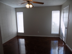 302 N. Main St., Apt.03 (6)