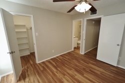 302 N Main St., Apt. 16 (8)