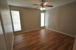 302 N Main St., Apt 21 (6)