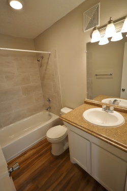 302 N Main St., Apt 21 (9)