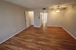 302 N Main St., Apt 21 (2)