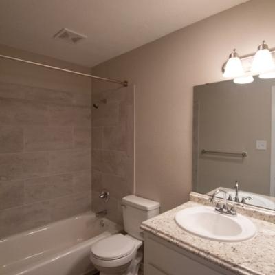 302 N Main St., Apt. 27 (17)