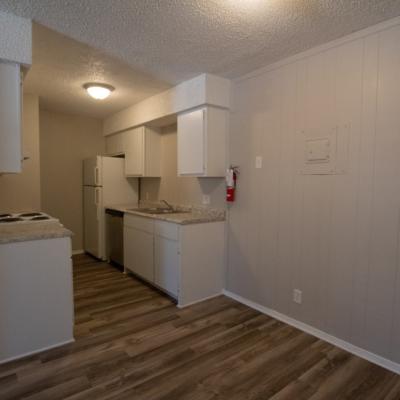 302 N Main St., Apt. 27 (5)