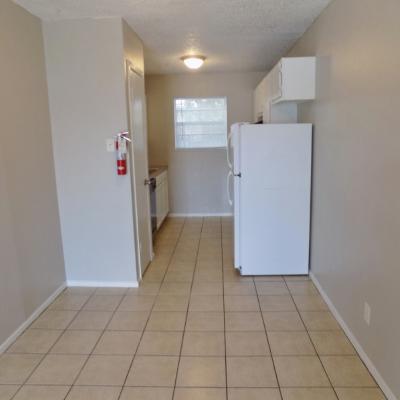 501 N Bell St., Apt 07 (5)