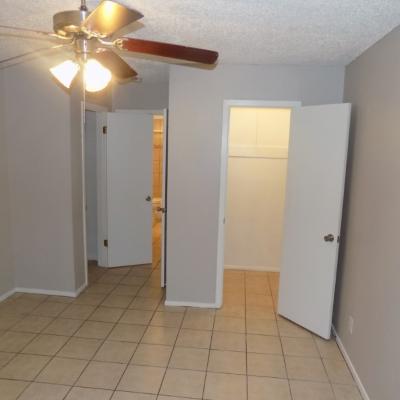 501 N Bell St., Apt 07 (13)