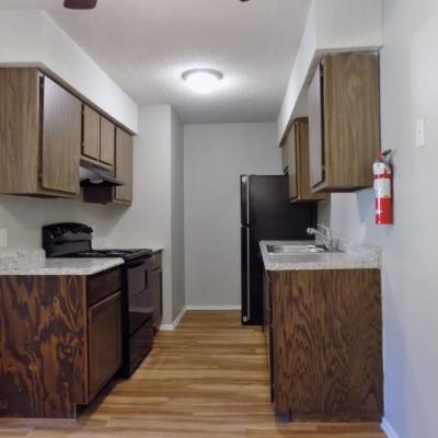 302 N. Main St., Apt. 29 (8)