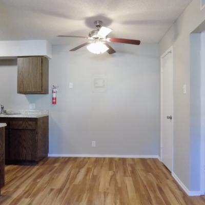 302 N. Main St., Apt. 29 (11)