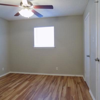 302 N. Main St., Apt. 29 (14)