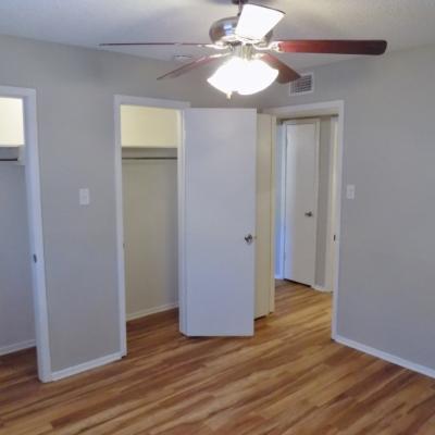 302 N. Main St., Apt. 29 (15)